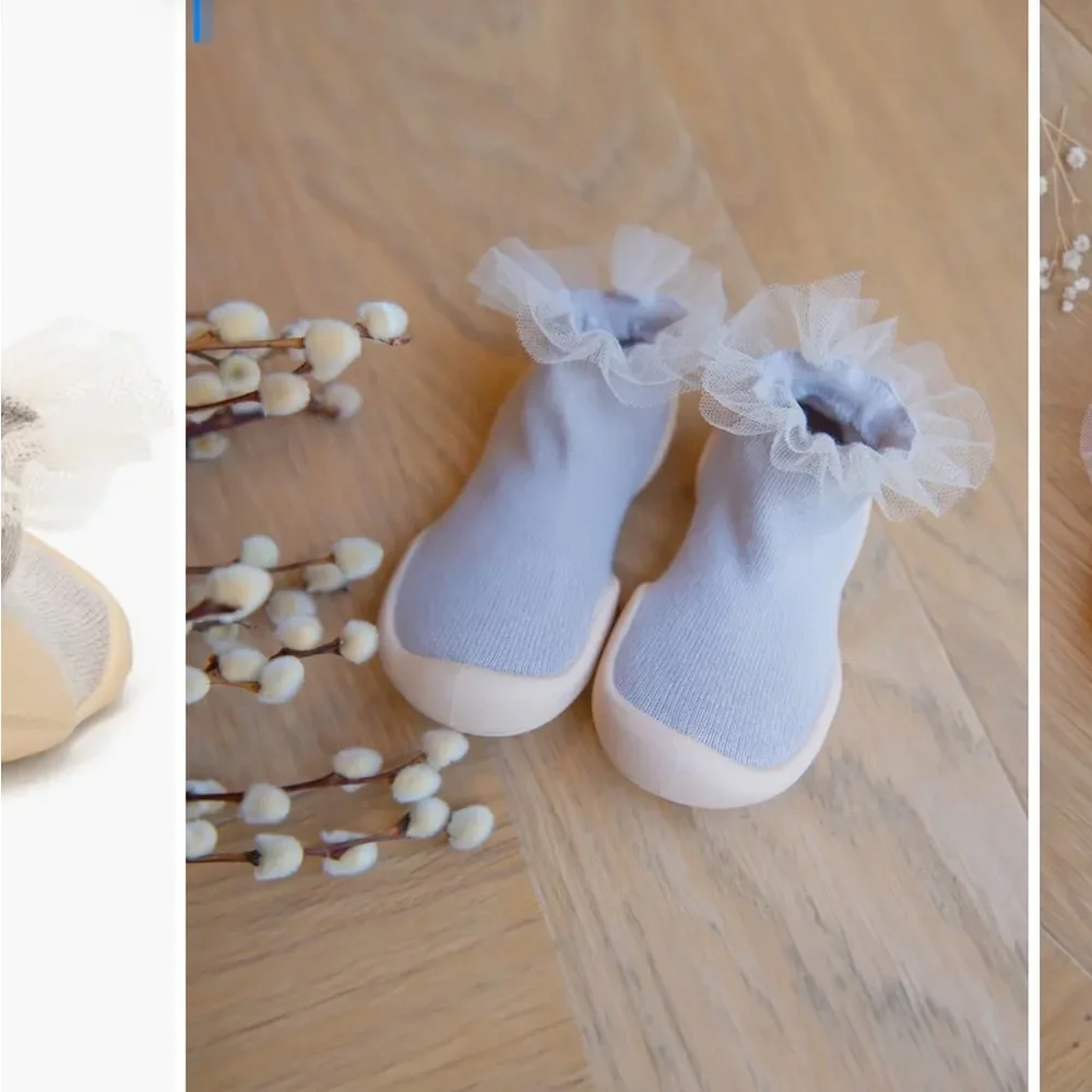 Komuello Adorable Cream Ruffle Baby Socks Size 5